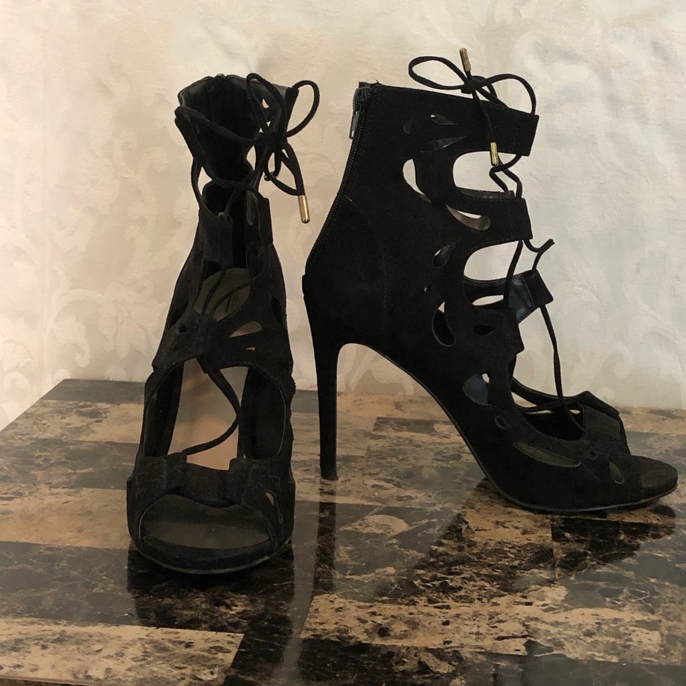 Ladies Shoes